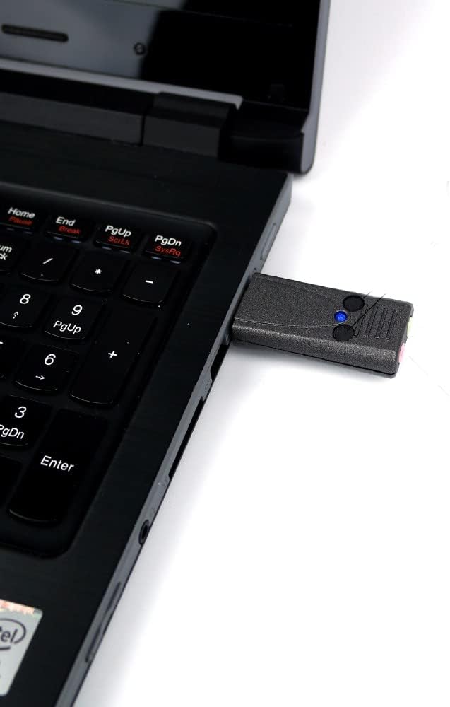 專業音響設備 - 超高功率 USB 全指向麥克風，配備先進的耳機監聽放大器、高級主動式房間噪音濾波器和迴聲消除功能