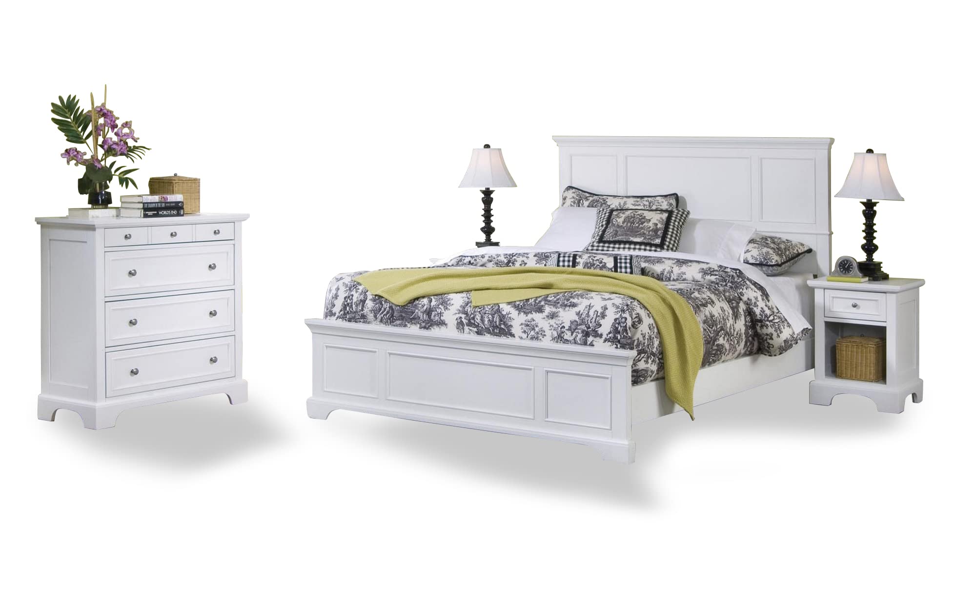 Home Styles Naples 白色皇后床、床頭櫃和帶床頭板、床尾板、抽屜和開放式儲物空間的五斗櫃